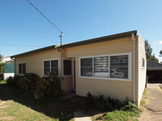 House for rent in Warrendine, Orange