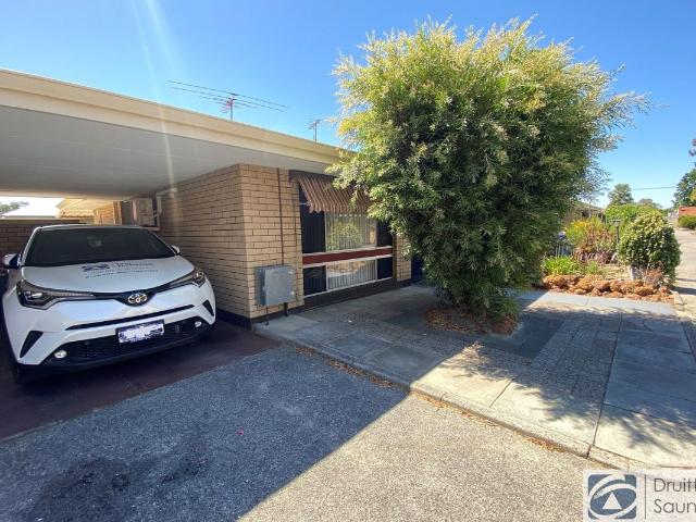 Villa for rent in Yokine, Western Australia