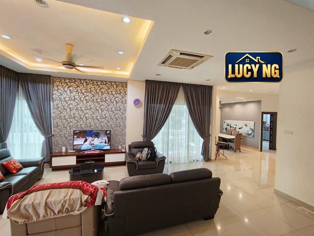 Bungalow for sale in Wellesley, Penang