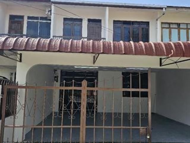 Terraced House for rent in Long Miri