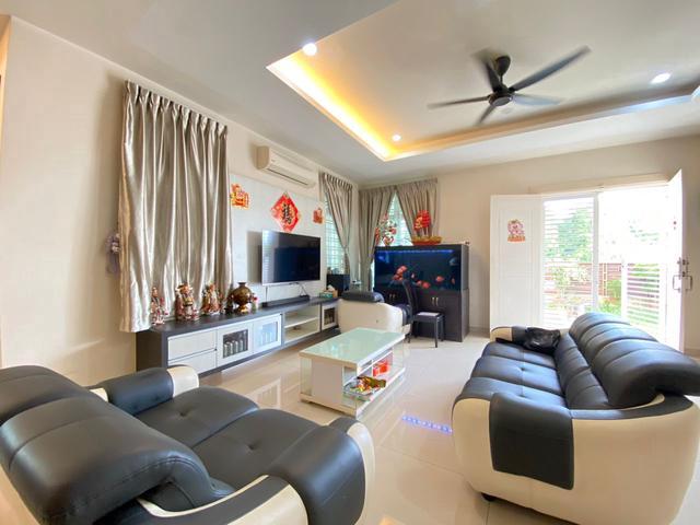 Residential House for rent in Malaka