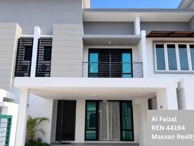Terraced House for sale in Seksyen 35, Shah Alam