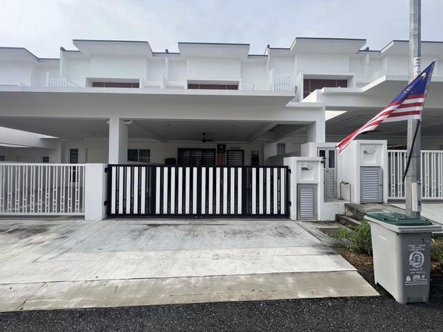 Terraced House for sale in Sendayan Village, Negeri Sembilan