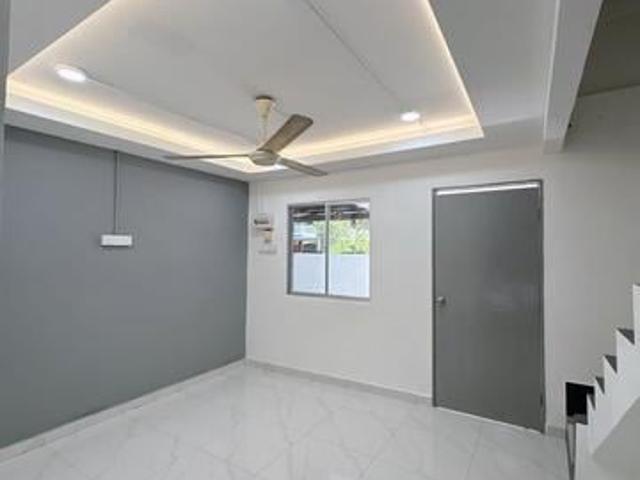 Terraced House for sale in Tanjong Sepat, Selangor