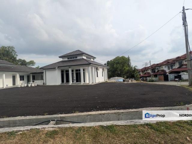 House for sale in Tanjong Sepat, Selangor