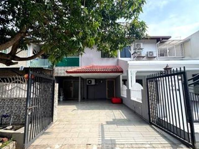 Terraced House for sale in Country Heights Damansara, Kuala Lumpur