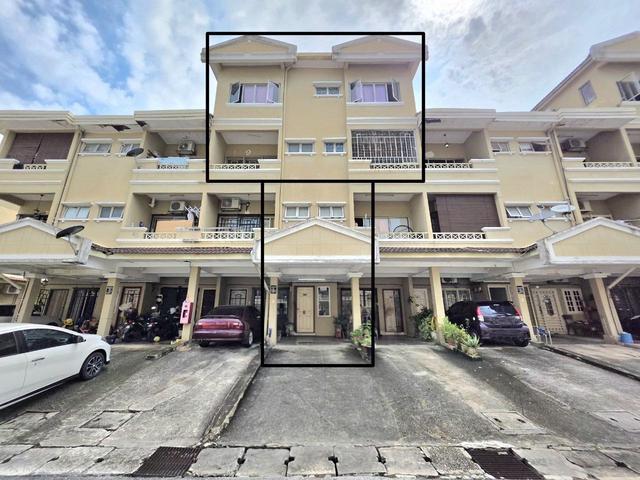 Townhouse for sale in Petaling, Alam Impian