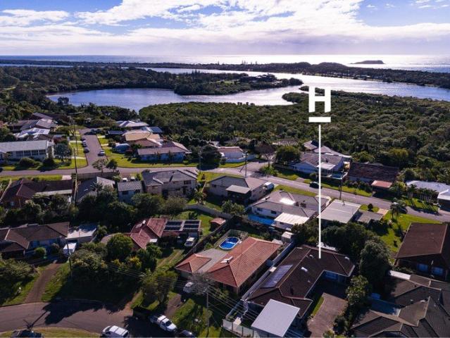 House for sale in Banora Point, New South Wales
