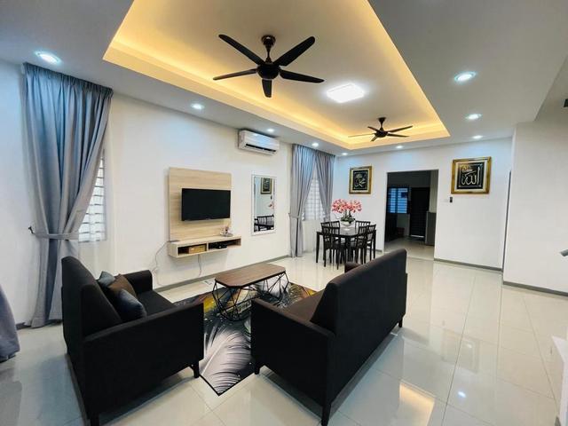 Terraced House for sale in Saujana