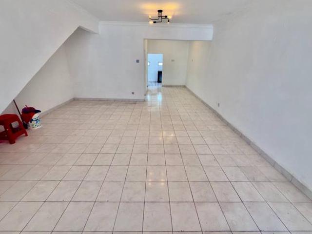Terraced House for sale in Petaling, Subang Jaya