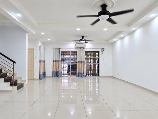 Terraced House for rent in Petaling, Alam Impian