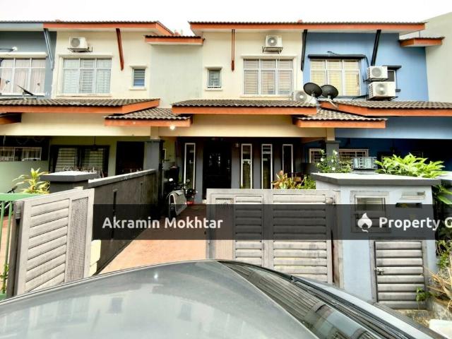 Terraced House for sale in Lake Vista, Majlis Bandaraya Subang Jaya