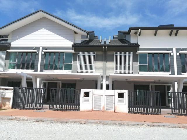 Terraced House for sale in Tanjong Sepat, Selangor