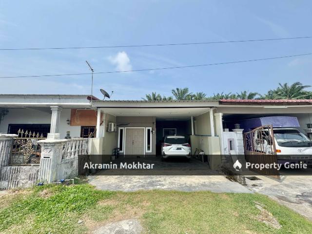Terraced House for sale in Jenjarom, Kuala Langat