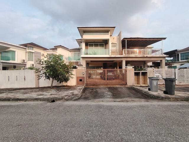 Residential House for sale in Sendayan Village, Negeri Sembilan