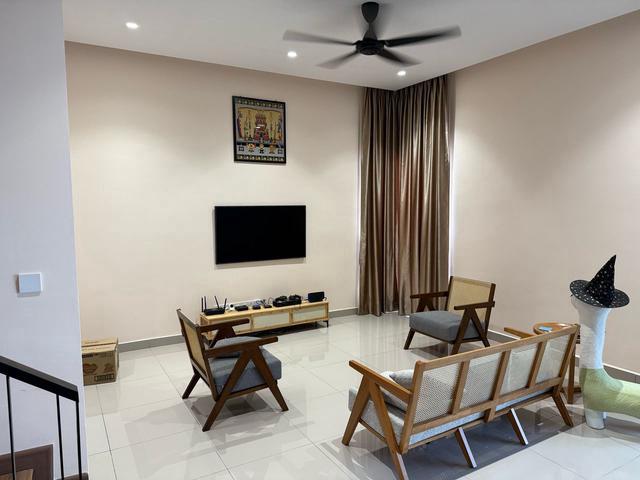 Terraced House for sale in Tanjong Sepat, Selangor