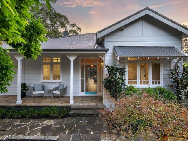 House for sale in Lower North Shore, Sydney