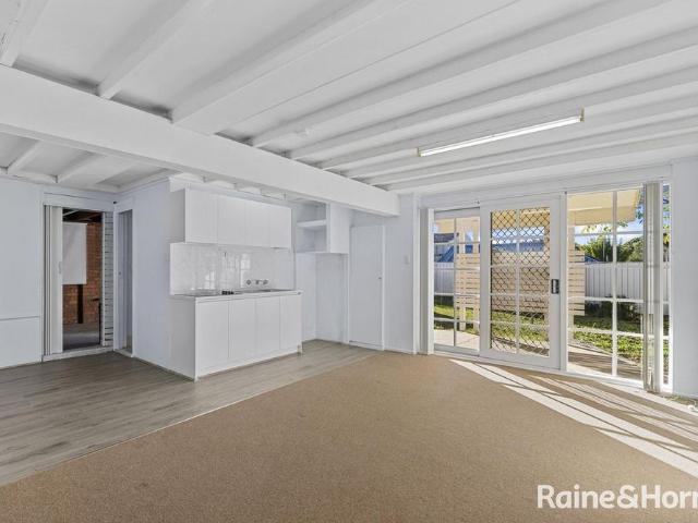 House for rent in Bateau Bay, New South Wales