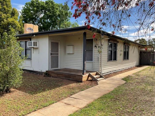 House for rent in Katamatite, Victoria