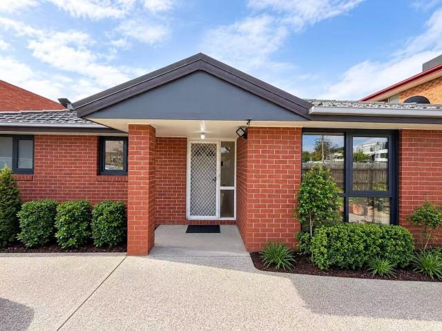 House for rent in Box Hill North, Melbourne