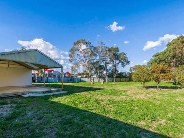 House for rent in Champion Lakes, Western Australia