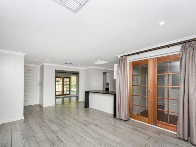 House for rent in Champion Lakes, Western Australia