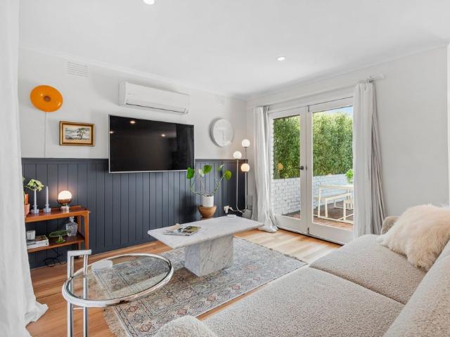 Room for rent in Camerons Creek, Victoria