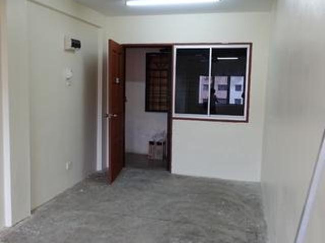 Flat for sale in Petaling, Alam Impian