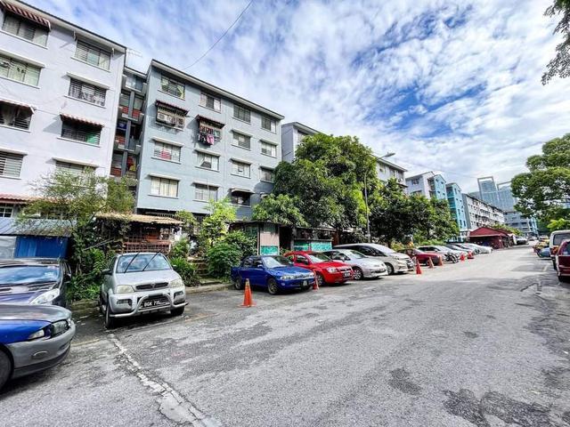 Flat for sale in Country Heights Damansara, Kuala Lumpur