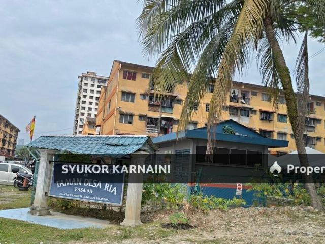 Flat for sale in Petaling, Damansara Damai