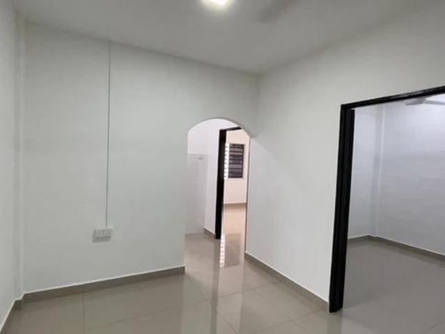 Flat for sale in Petaling, Damansara Damai