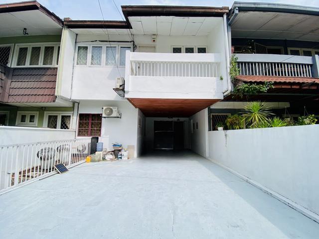 Terraced House for sale in Langat, Selangor