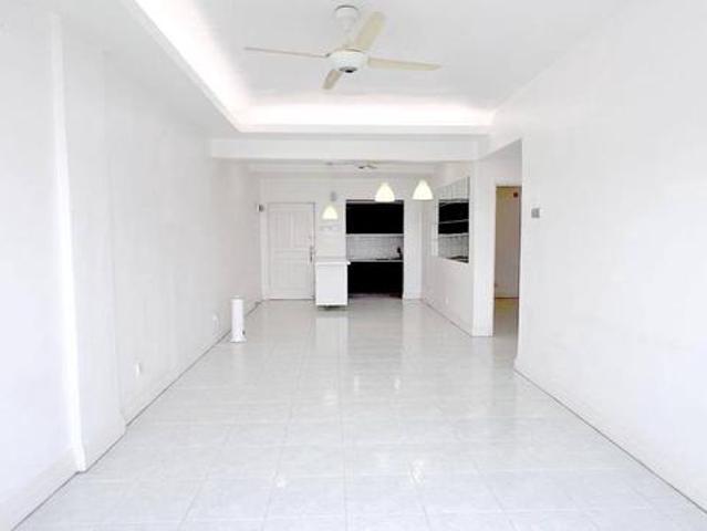 Apartment for sale in Kajang, Langat