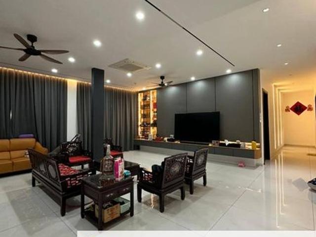 House for sale in Malaka