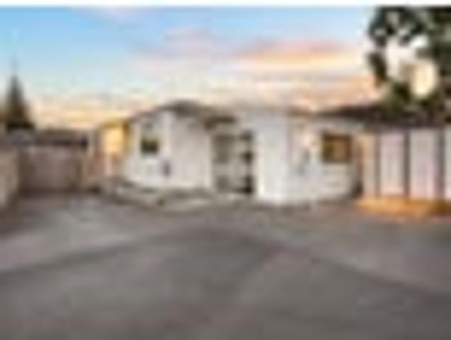 House for sale in Panmure, Oroua County