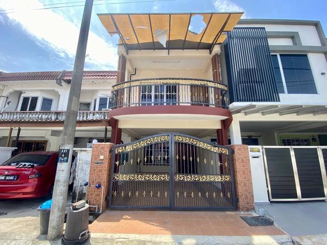Terraced House for sale in Country Heights Damansara, Kuala Lumpur