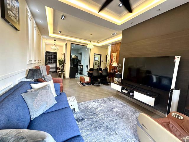 Apartment for sale in Seri Kembangan, Majlis Bandaraya Subang Jaya