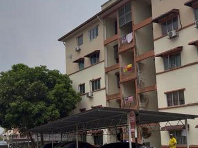 Apartment for sale in Kajang, Langat
