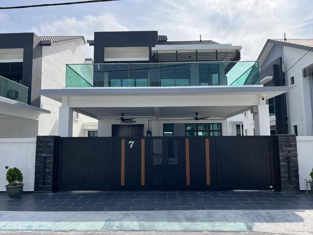 Residential House for sale in Malaka