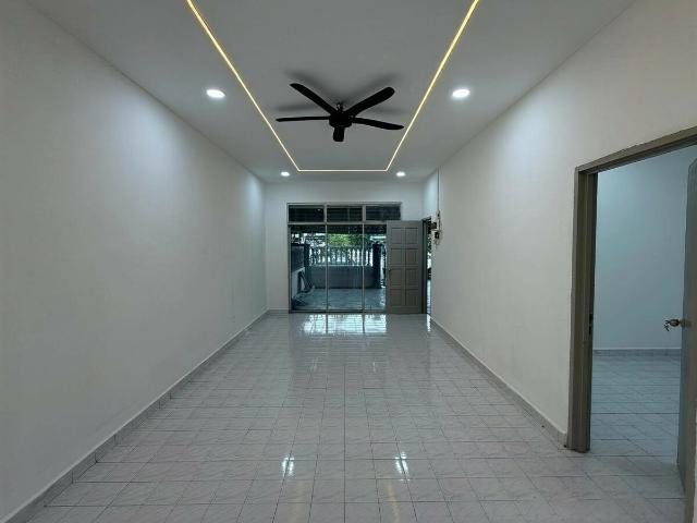 Terraced House for sale in Ulu Tiram, Johor
