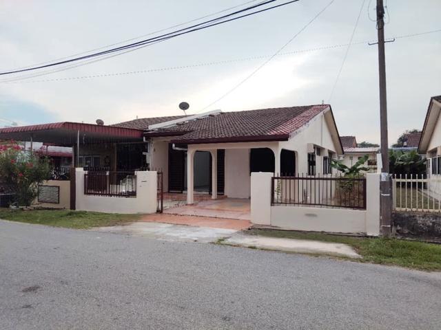 Residential House for sale in Lunas, Kedah