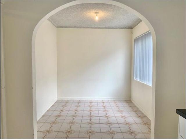 Townhouse for rent in Carramar, Sydney