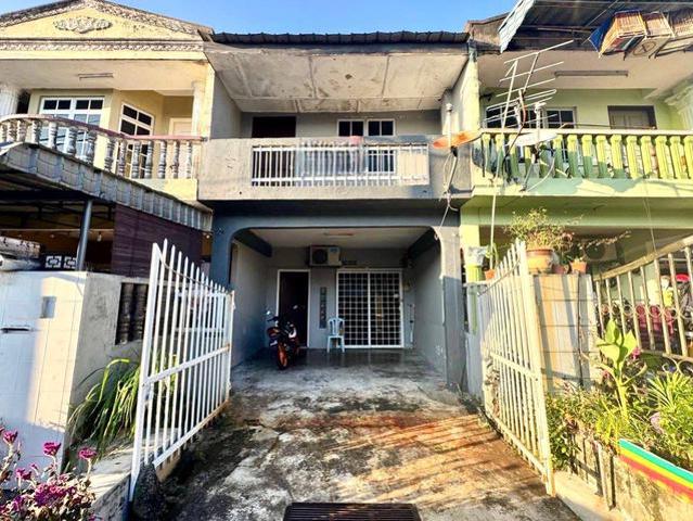 Terraced House for sale in Langat, Selangor