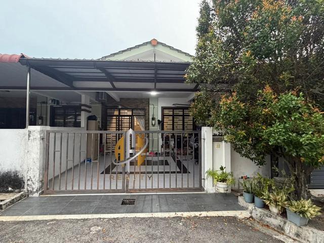 Terraced House for sale in Wellesley, Penang