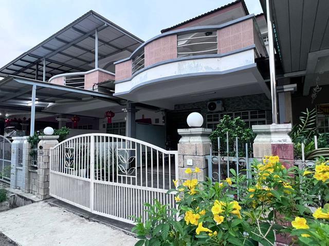 Terraced House for sale in Wellesley, Penang