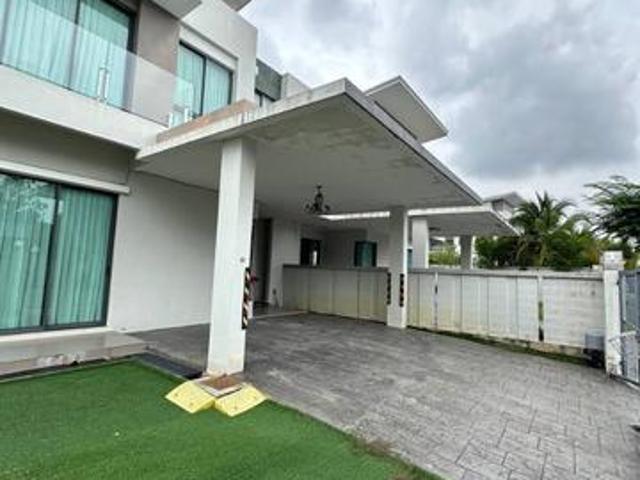 Residential House for sale in Sendayan Village, Negeri Sembilan