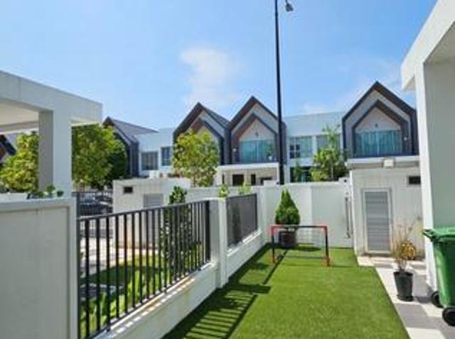 Residential House for sale in Kajang, Langat