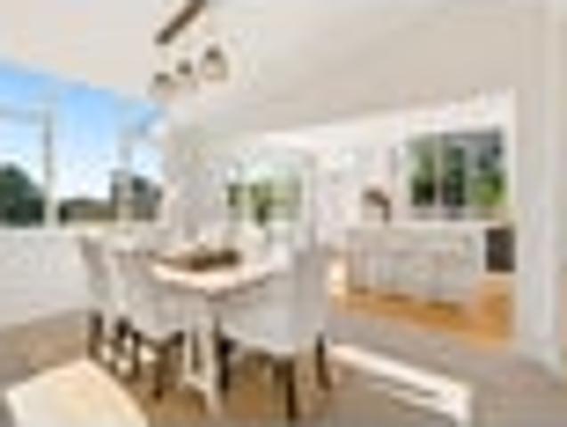House for sale in Mellons Bay, Howick