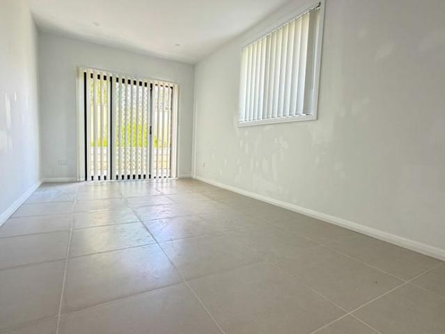 House for rent in Busby, Sydney