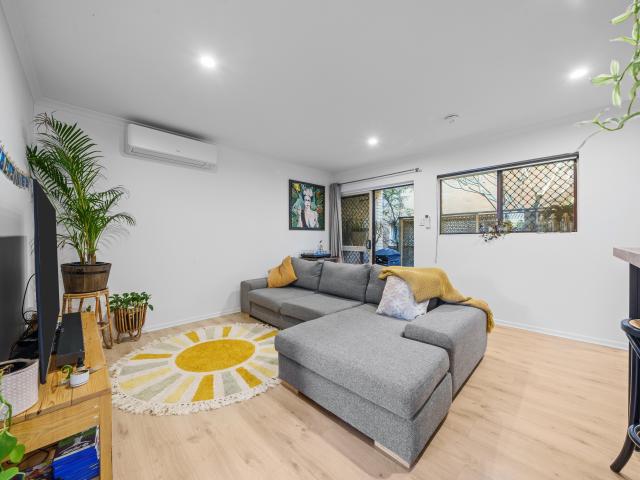 Apartment for sale in Chevron Island